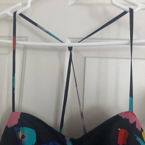 Strappy floral American Eagle dress Size 4 - Picture 3 of 5